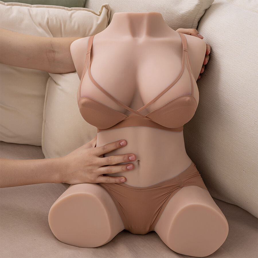 XISE - DANIA THRUSTING TORSO REALÍSTICO CON VIBRACIÓN FEMENINO 52 CM - Imagen 7